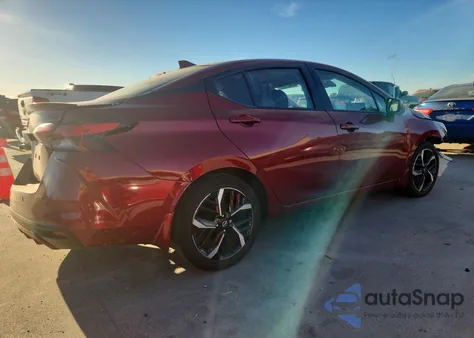 2024 Nissan Versa Sr z USA, uszkodzony, nr VIN 3N1CN8FV2RL907321